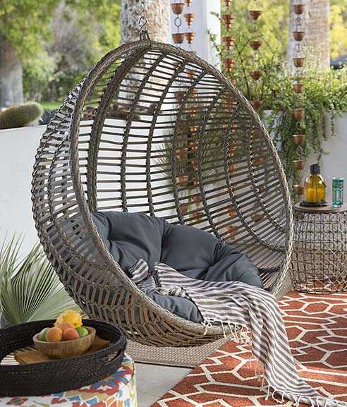 How to maintain a rattan chair？